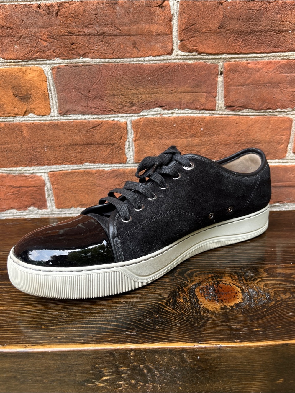 Mismatched Lanvin DBB1 Suede & Patent Leather Sneakers Pair - Navy & Black